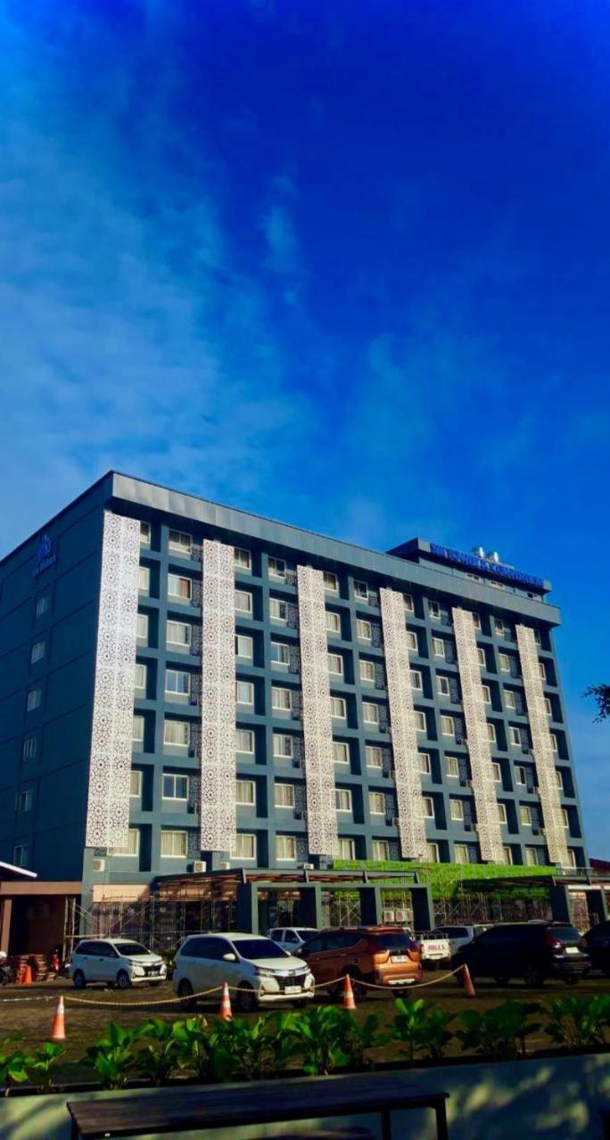 Sm Tower Hotel And Convention Berau Tanjung Redep Dış mekan fotoğraf