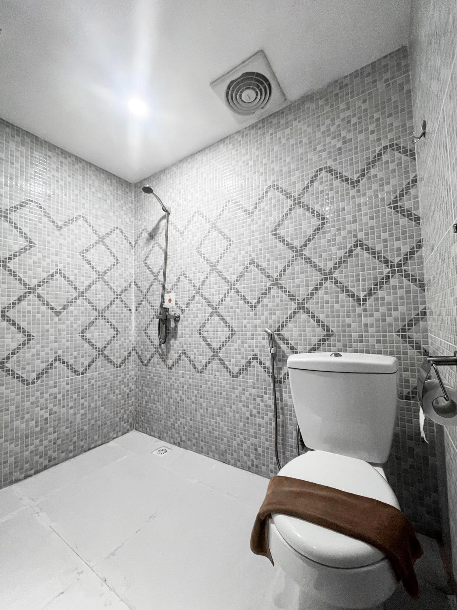 Sm Tower Hotel And Convention Berau Tanjung Redep Dış mekan fotoğraf